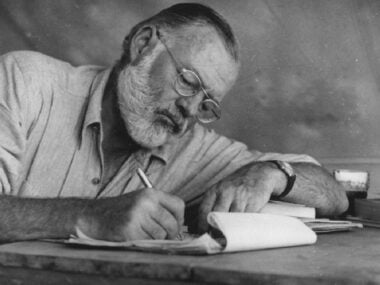 Ernest Hemingway Kimdir - Hayatı, Eserleri ve Kazandığı Ödüller